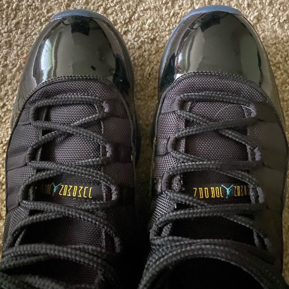 Black and Blue Gamma 11’s